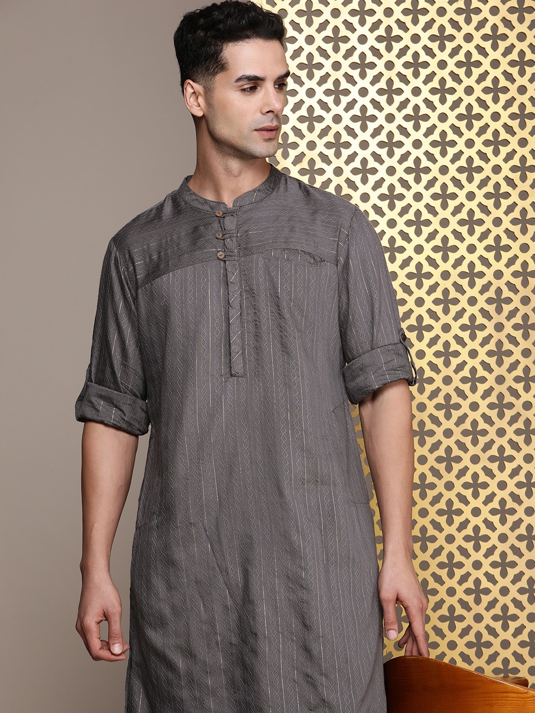 

House of Pataudi Band Collar Woven Design Jashn Kurta, Grey