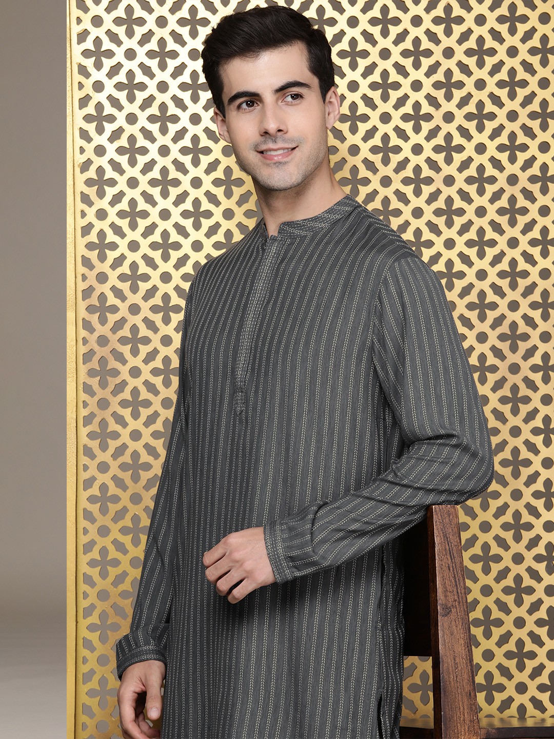 

House of Pataudi Woven Design Ethnic Motifs Rozana Kurta, Grey