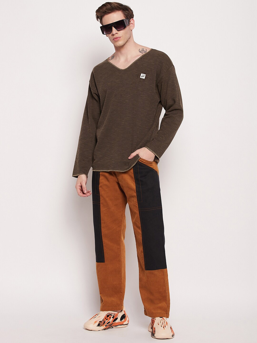 

FUGAZEE Men Oversized Acrylic Pullover, Brown