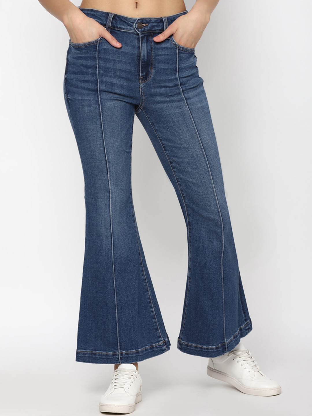 

AMERICAN EAGLE OUTFITTERS Women Mid-Rise Regular Fit Light Fade Casual Cotton Jeans, Blue