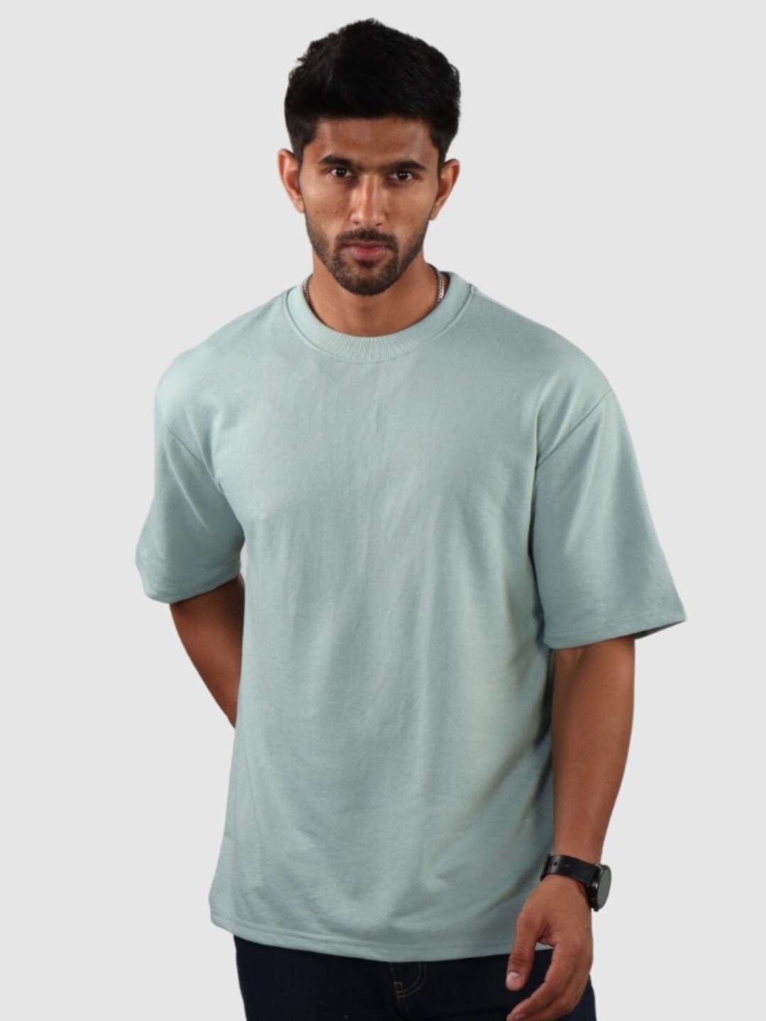 

The Label Bar Men Drop-Shoulder Sleeves Loose Cotton T-shirt, Grey