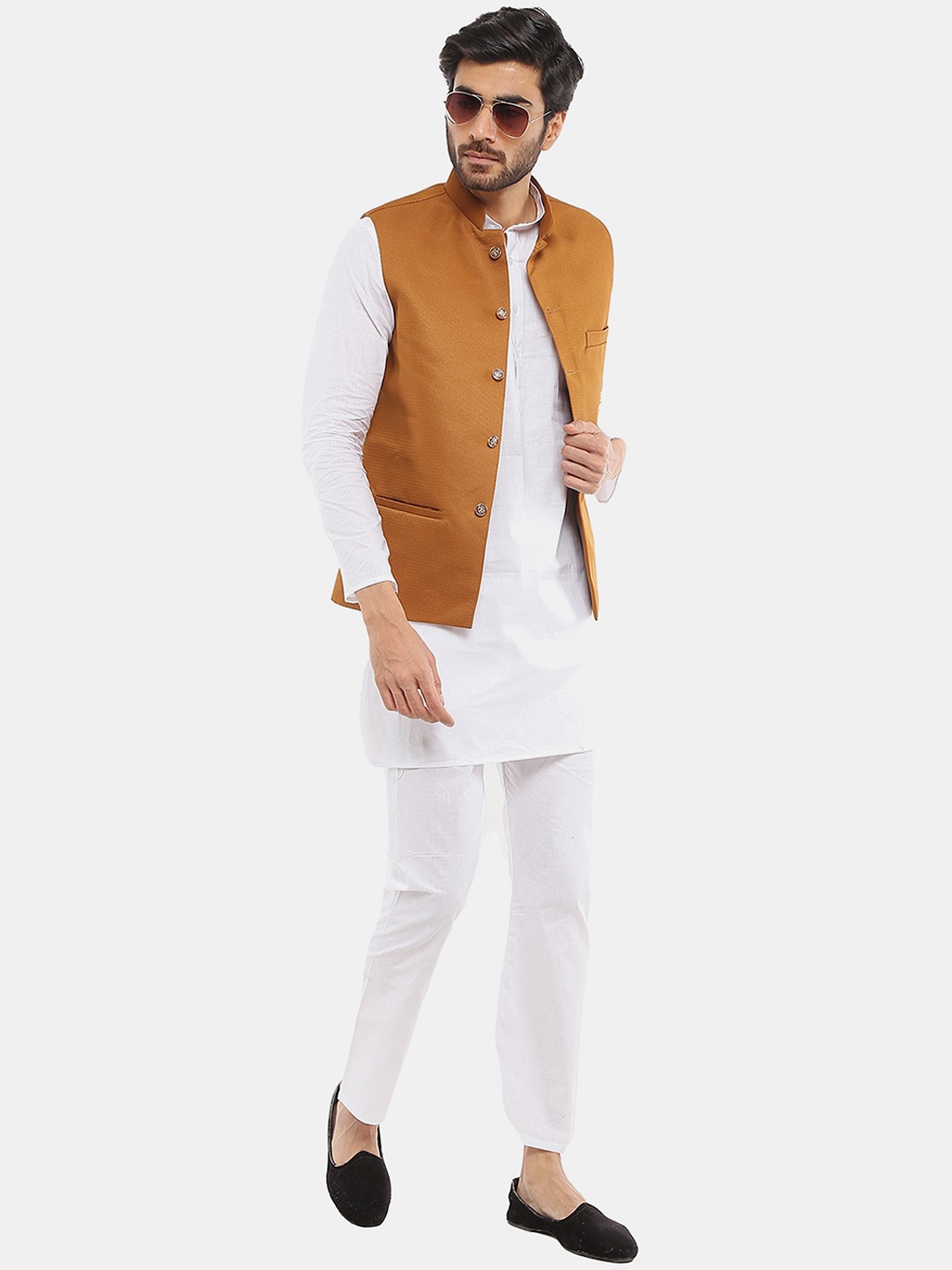 

V-Mart Men Pure Cotton Kurta with Pyjamas, White