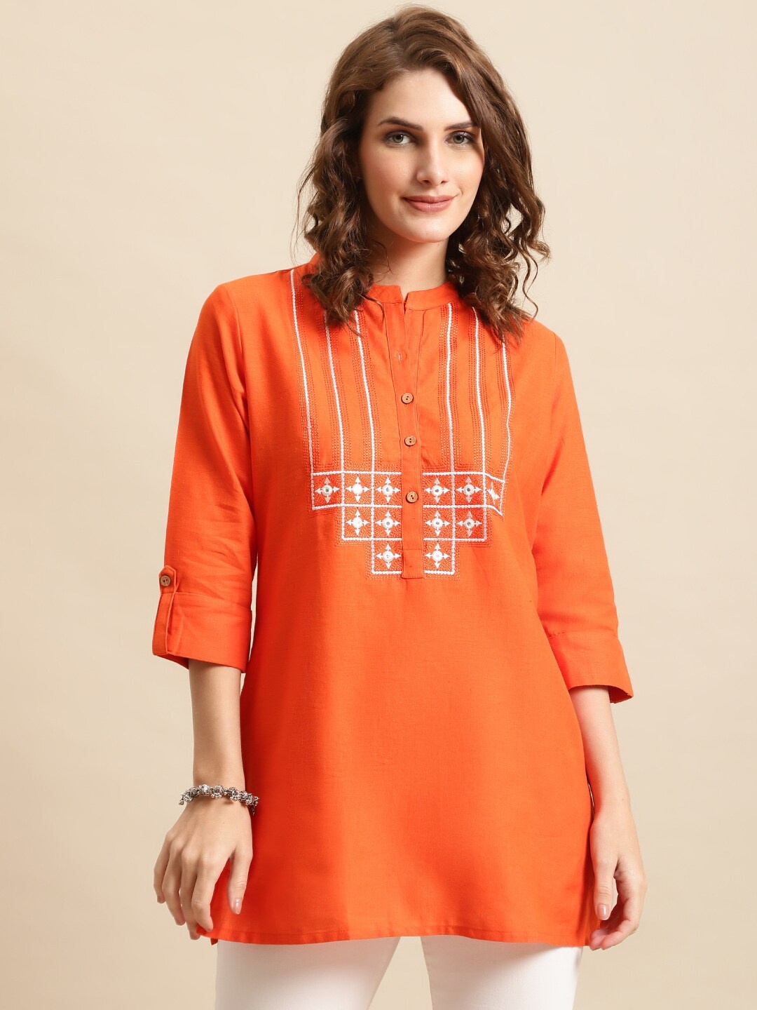 

Pistaa Embroidered Kurti, Orange