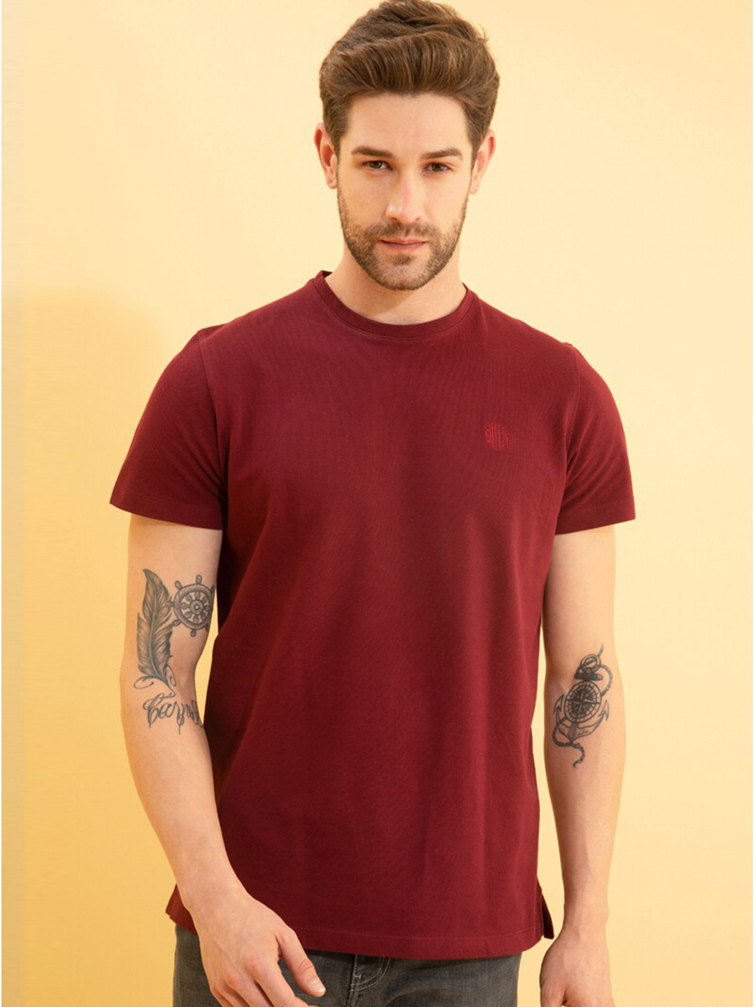 

Snitch Men Cotton Slim Fit T-shirt, Maroon