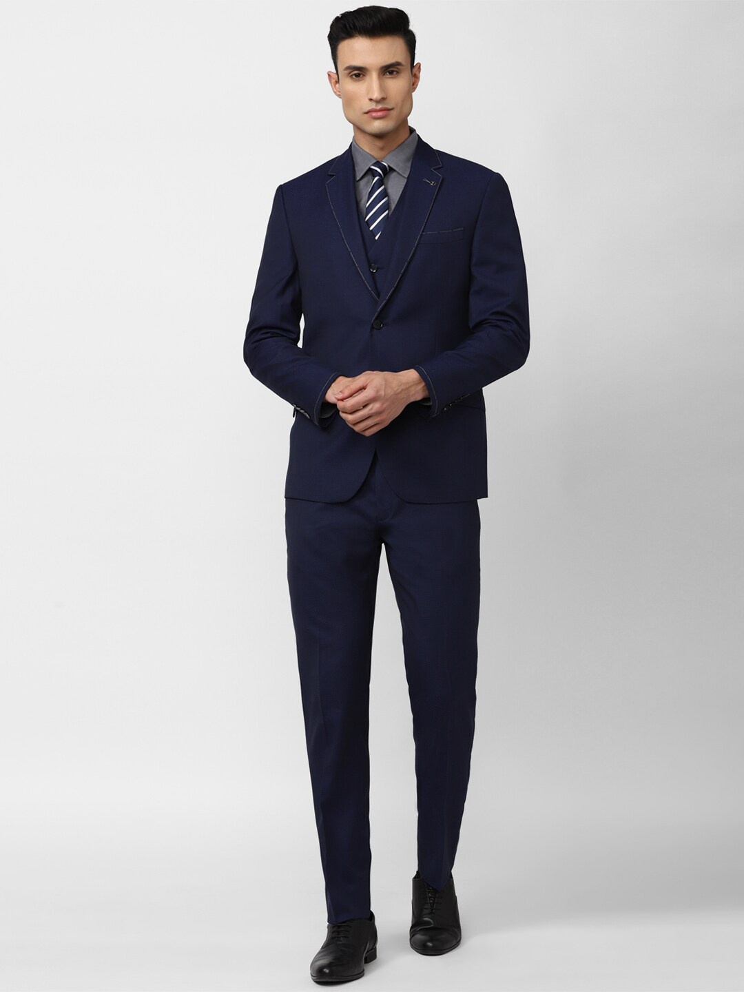 

Van Heusen Men Single-Breasted 3-Piece Formal Suit, Navy blue
