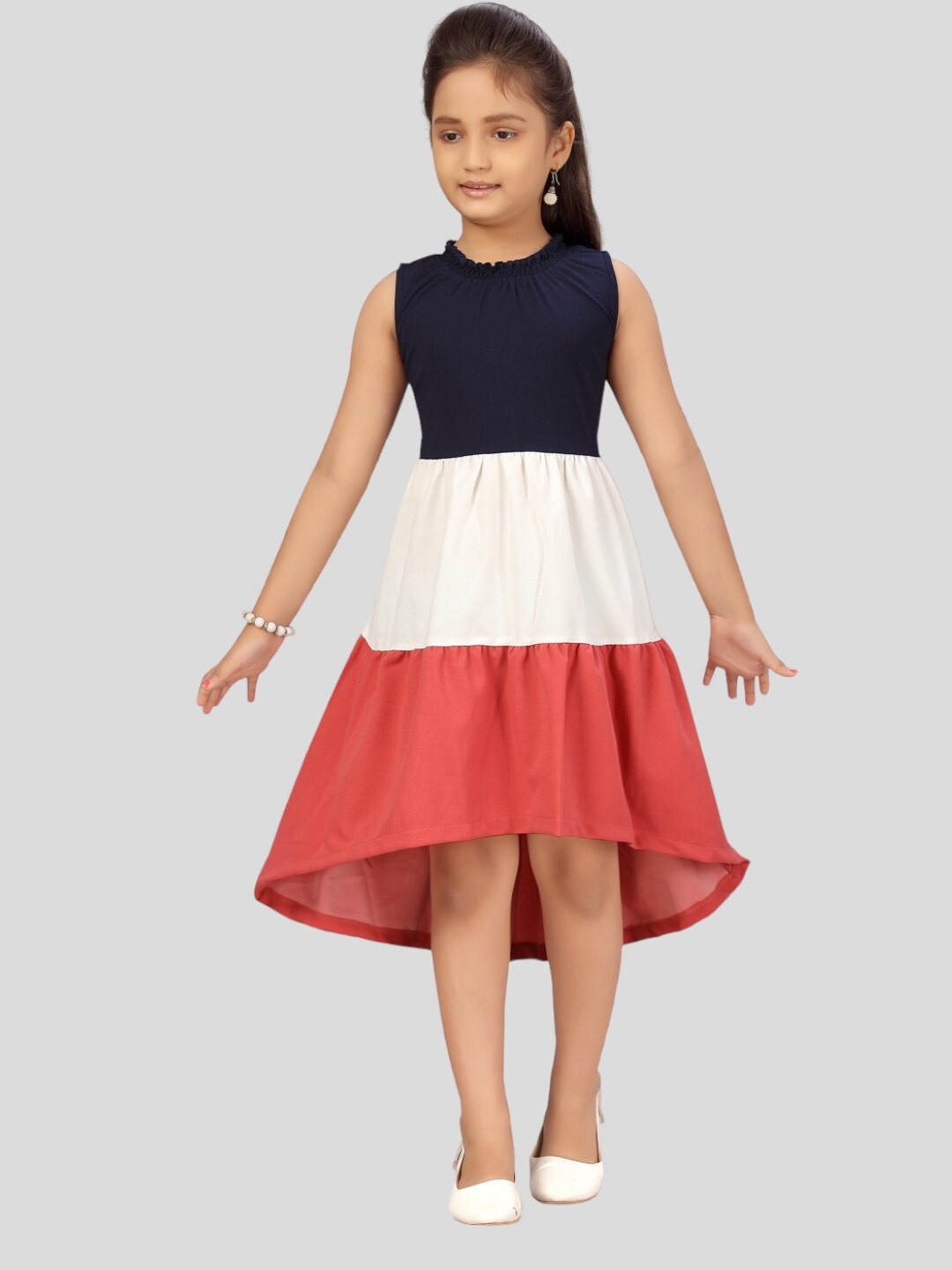 

Aarika Colourblocked Fit & Flare Round Neck Midi Dress, Blue