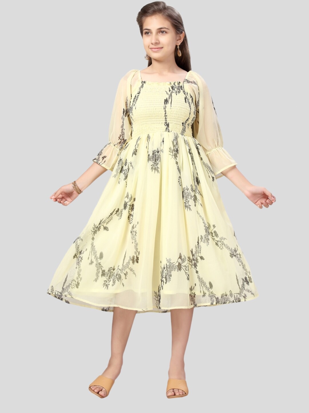 

Aarika Floral Printed Round Neck Midi Dress, Yellow
