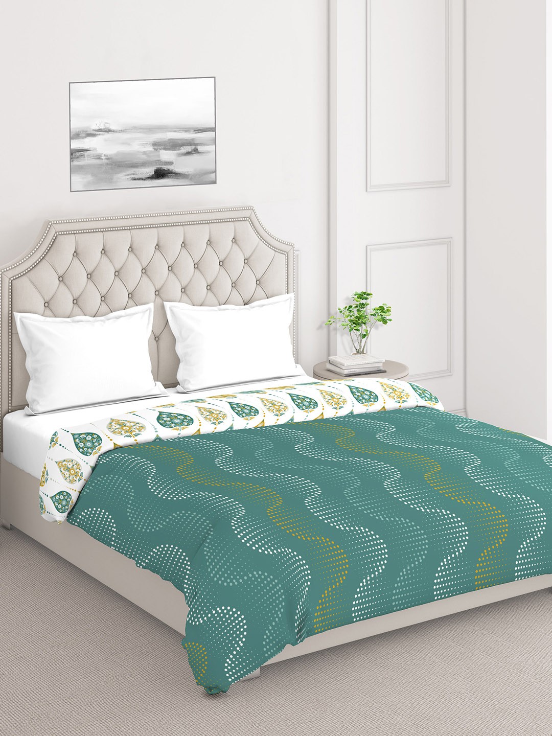 

Layers Bologna Green & White Cotton Mild Winter 120 GSM Double Bed Comforter