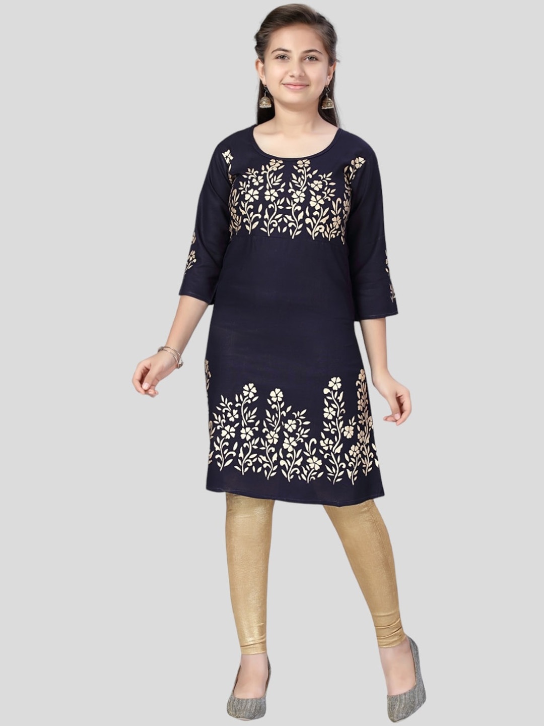 

Aarika Girls Handloom Kurta, Navy blue