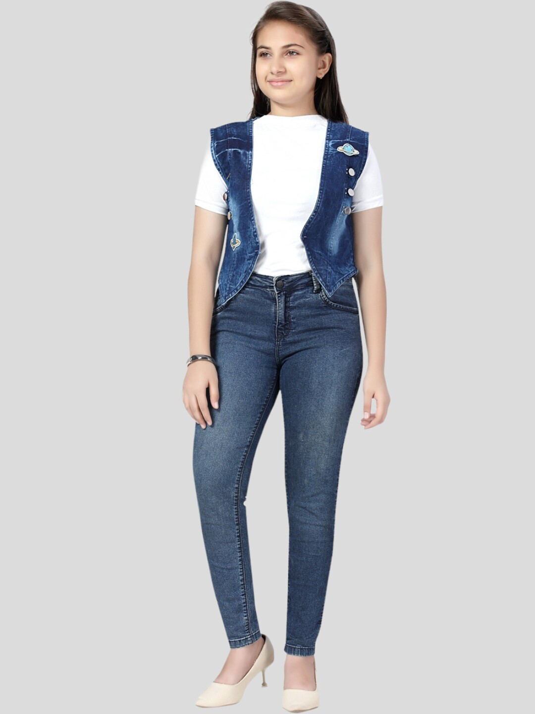 

Aarika Girls Cotton Denim Jacket, Blue