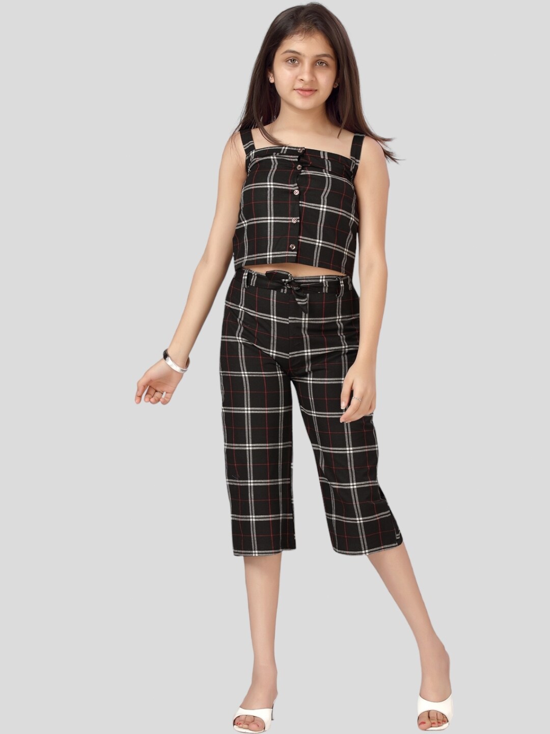 

Aarika Girls Checked Pure Cotton Top with Capris, Black