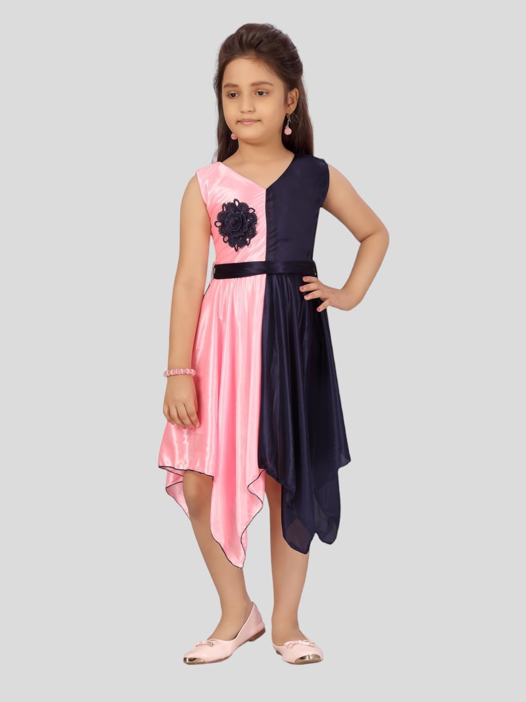 

Aarika Colourblocked V Neck Dress, Pink