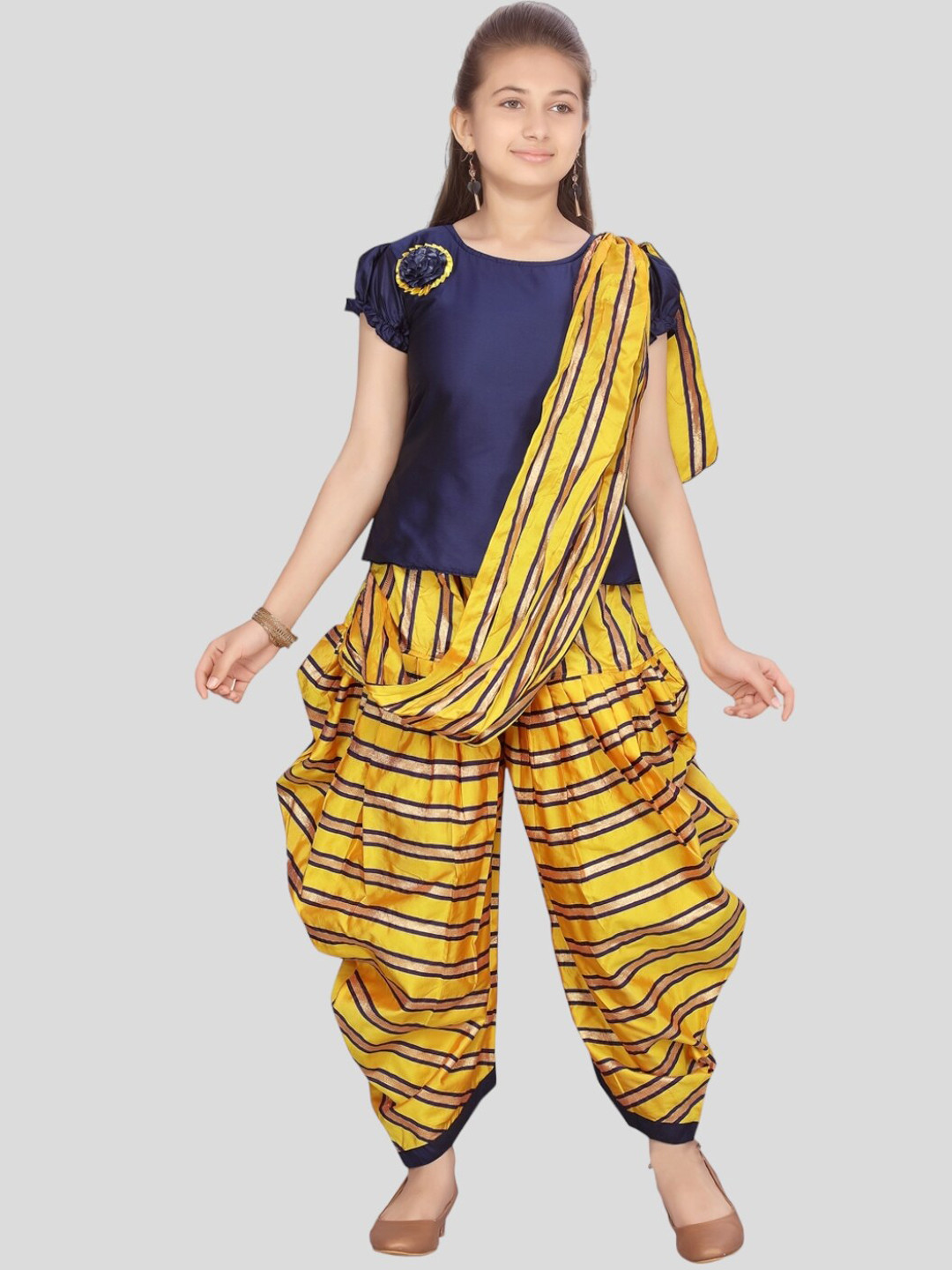 

Aarika Girls Pure Silk Top with Patiala & With Dupatta, Navy blue