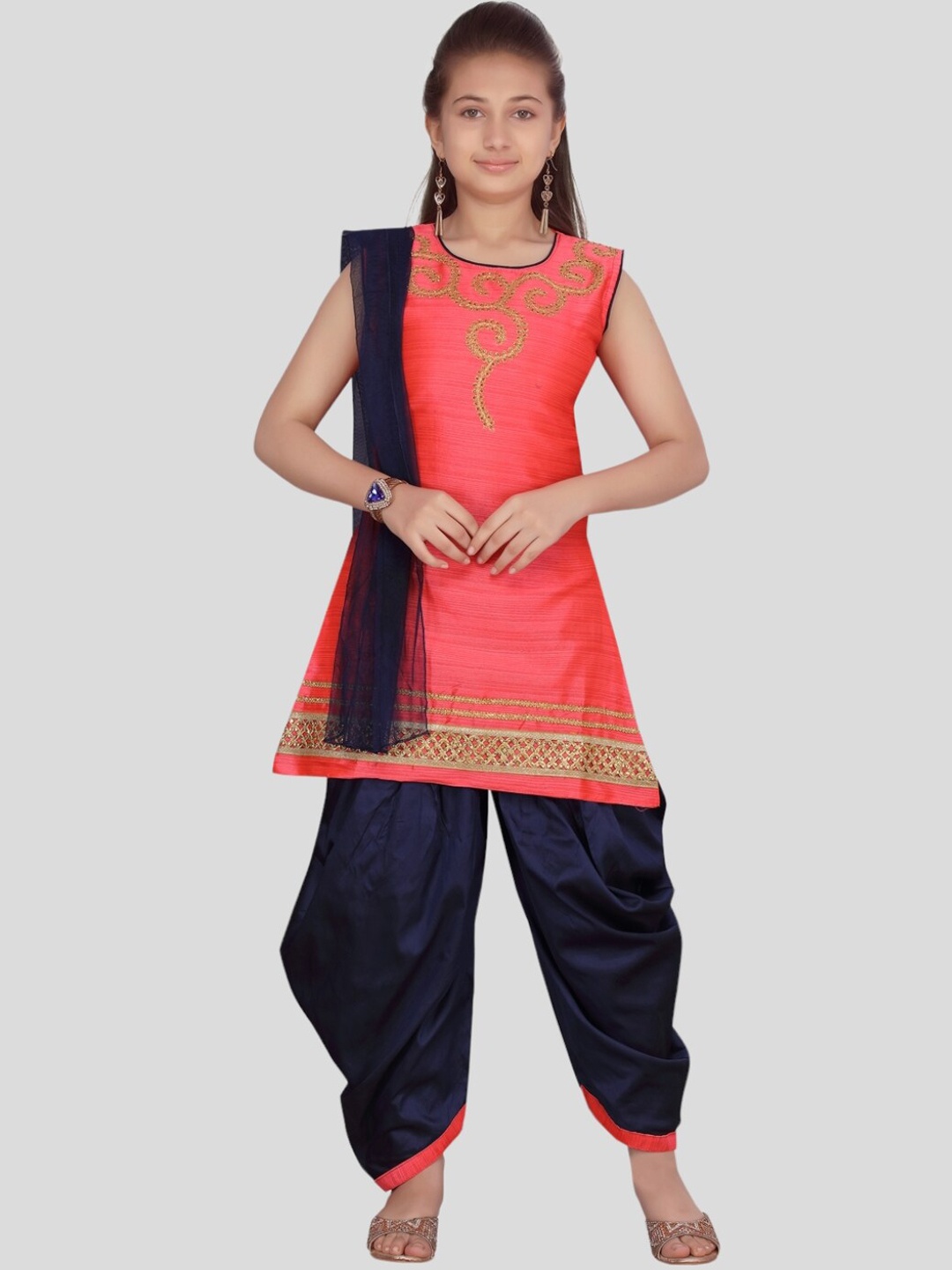 

Aarika Girls Embroidered Beads and Stones Pure Silk Kurta with Patiala & With Dupatta, Peach