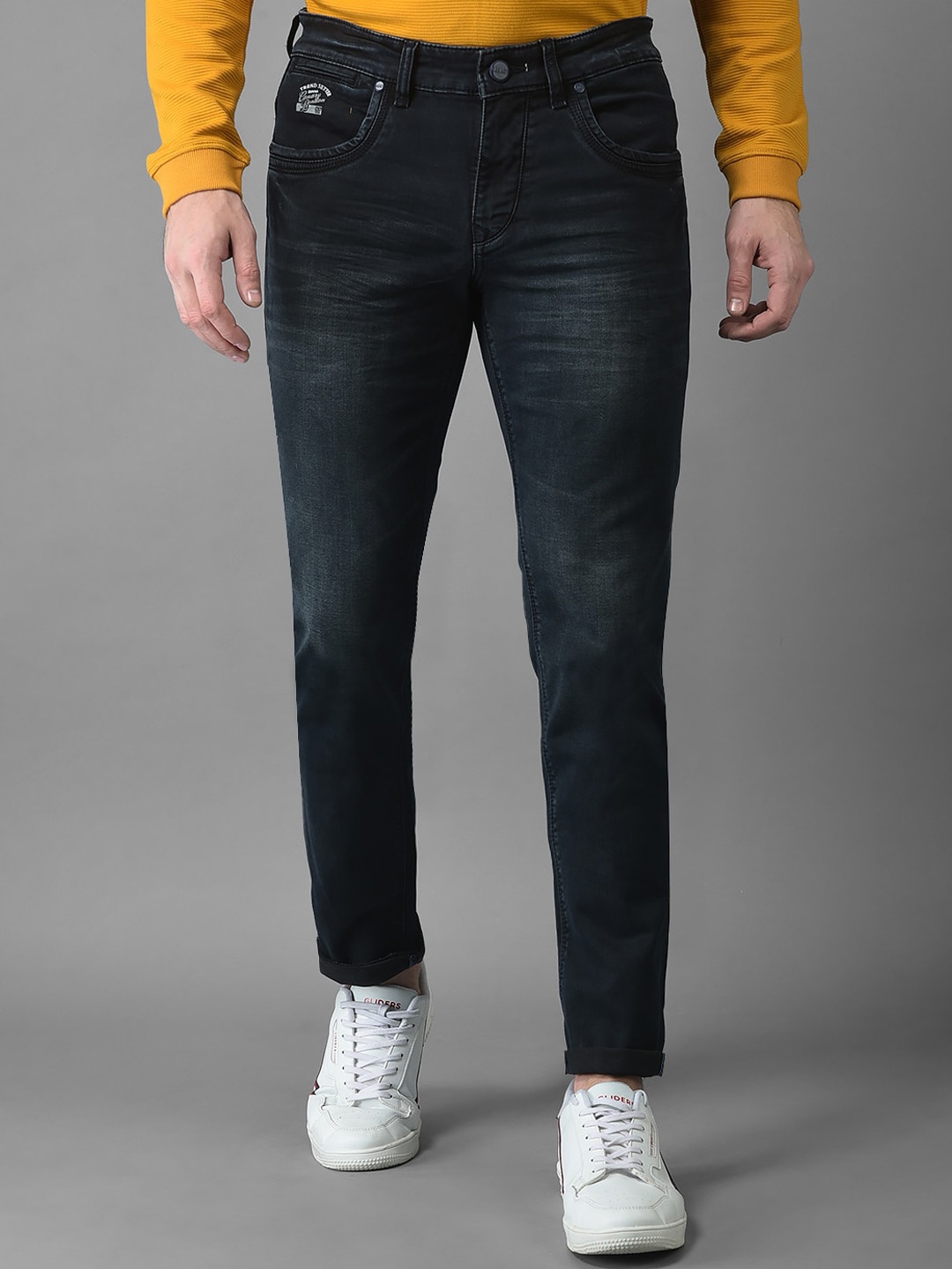 

Canary London Men Cotton Smart Slim Fit Light Fade Stretchable Jeans, Blue