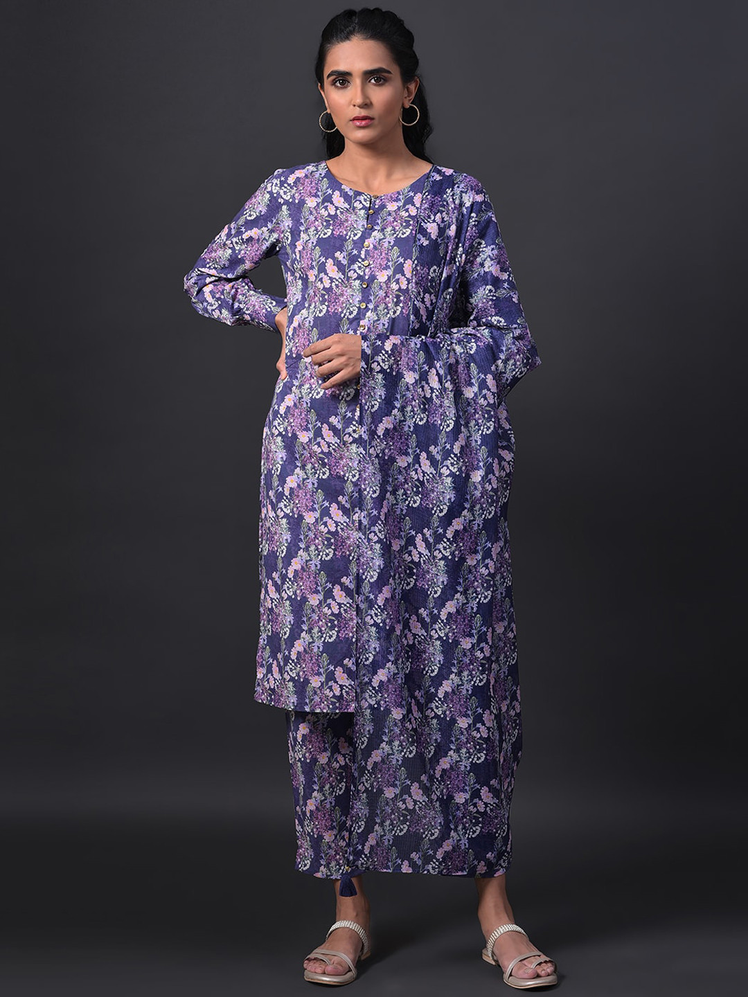 

W Women Floral Printed Kurta with Slim Pants and Kota Dupatta, Blue