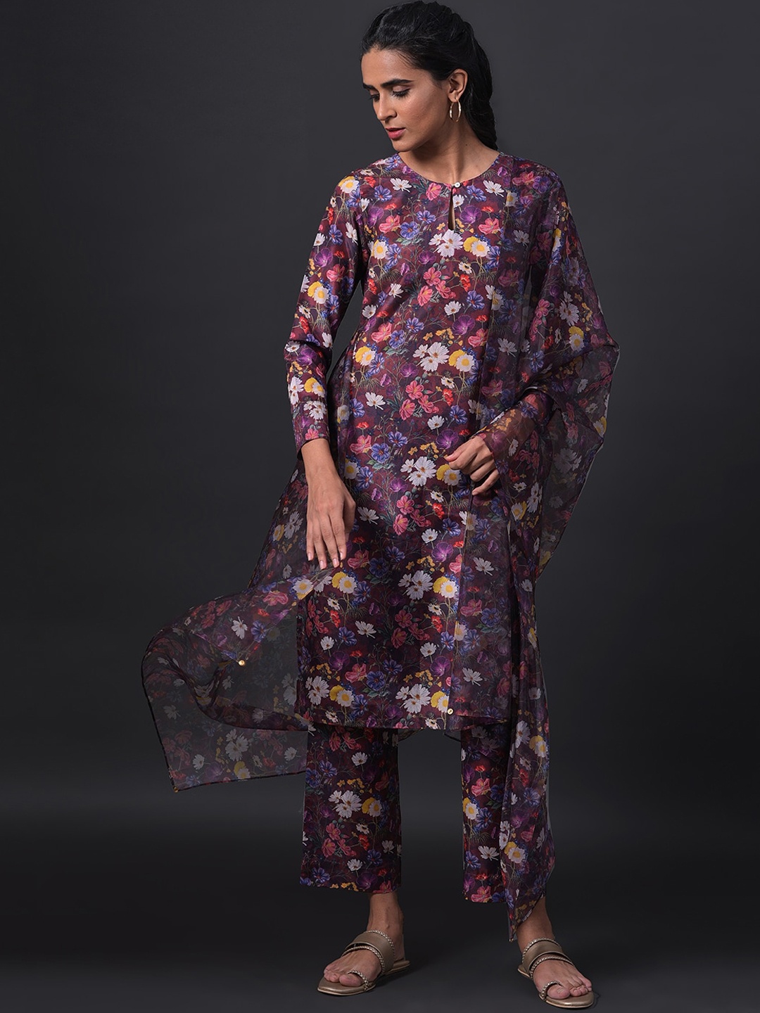

W Women Floral Print Kurta with Straight Pants and Organza Dupatta, Maroon