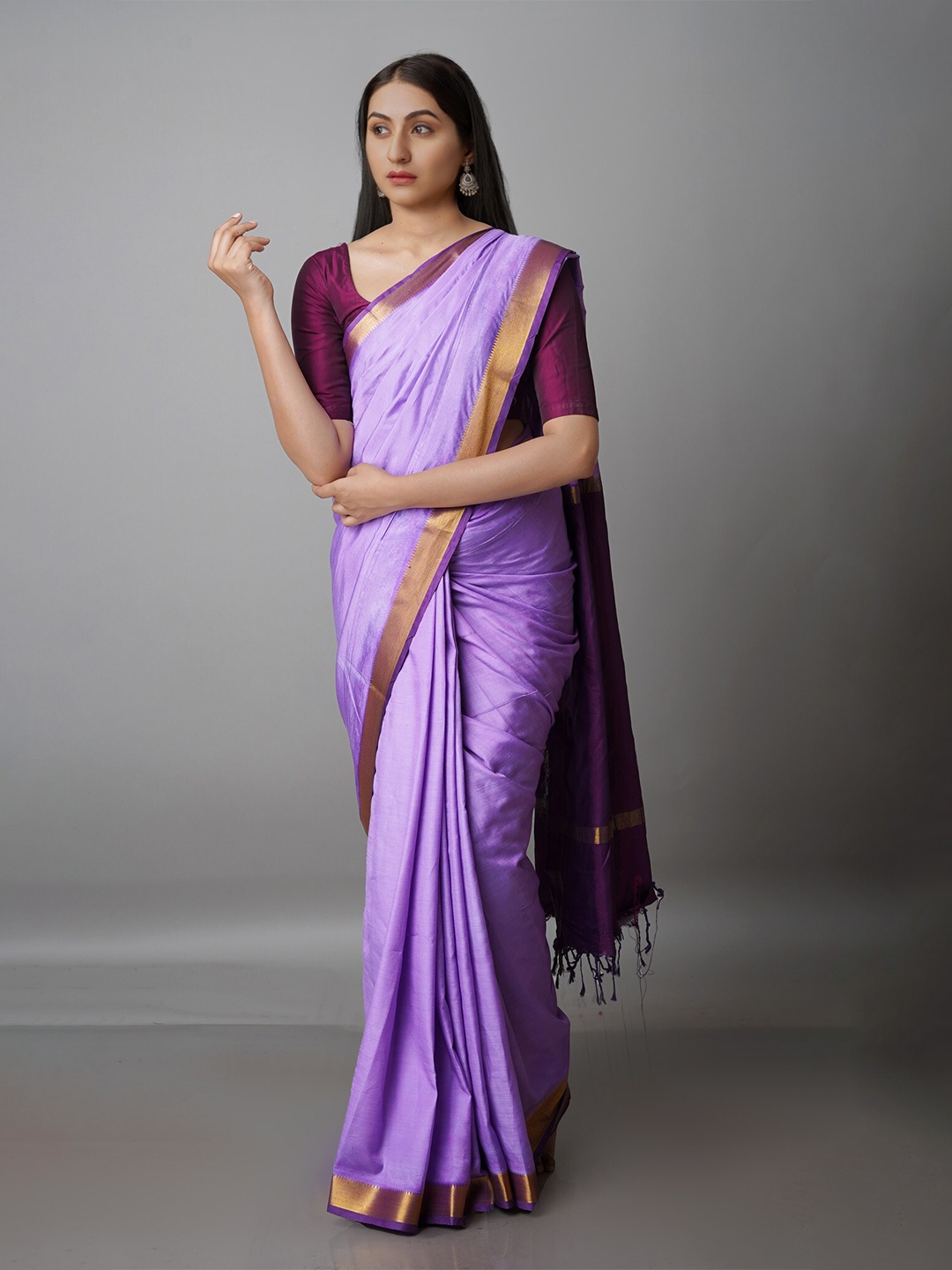 

Unnati Silks Zari Silk Blend Mangalagiri Saree, Lavender