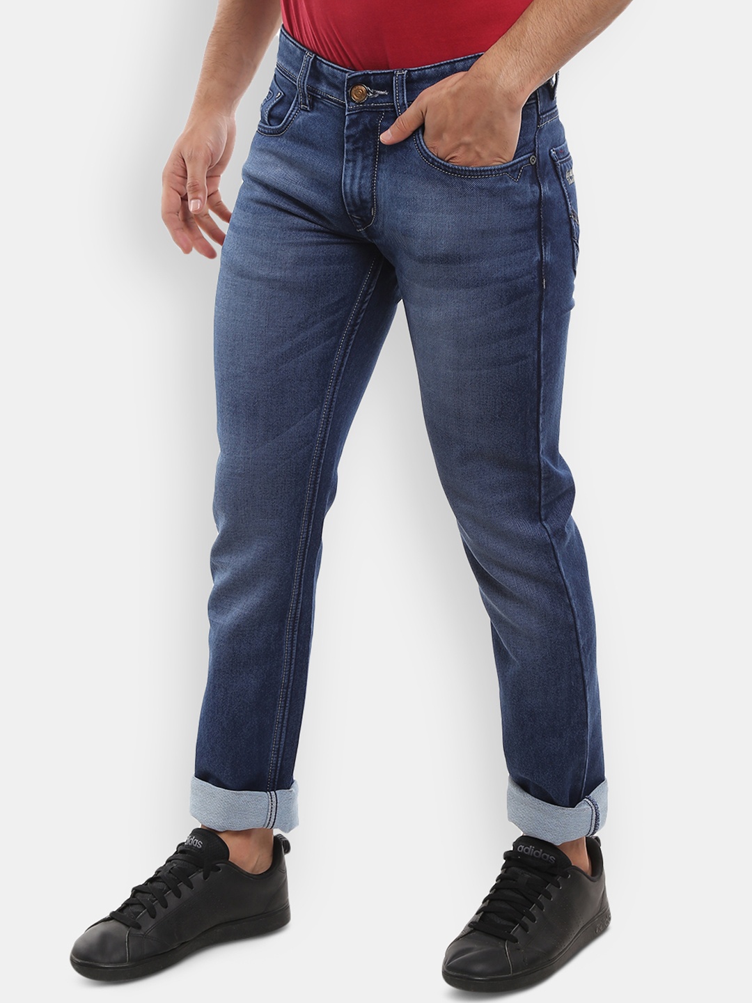 

V-Mart Men Classic Fit Mildly Distressed Light Fade Cotton Jeans, Blue