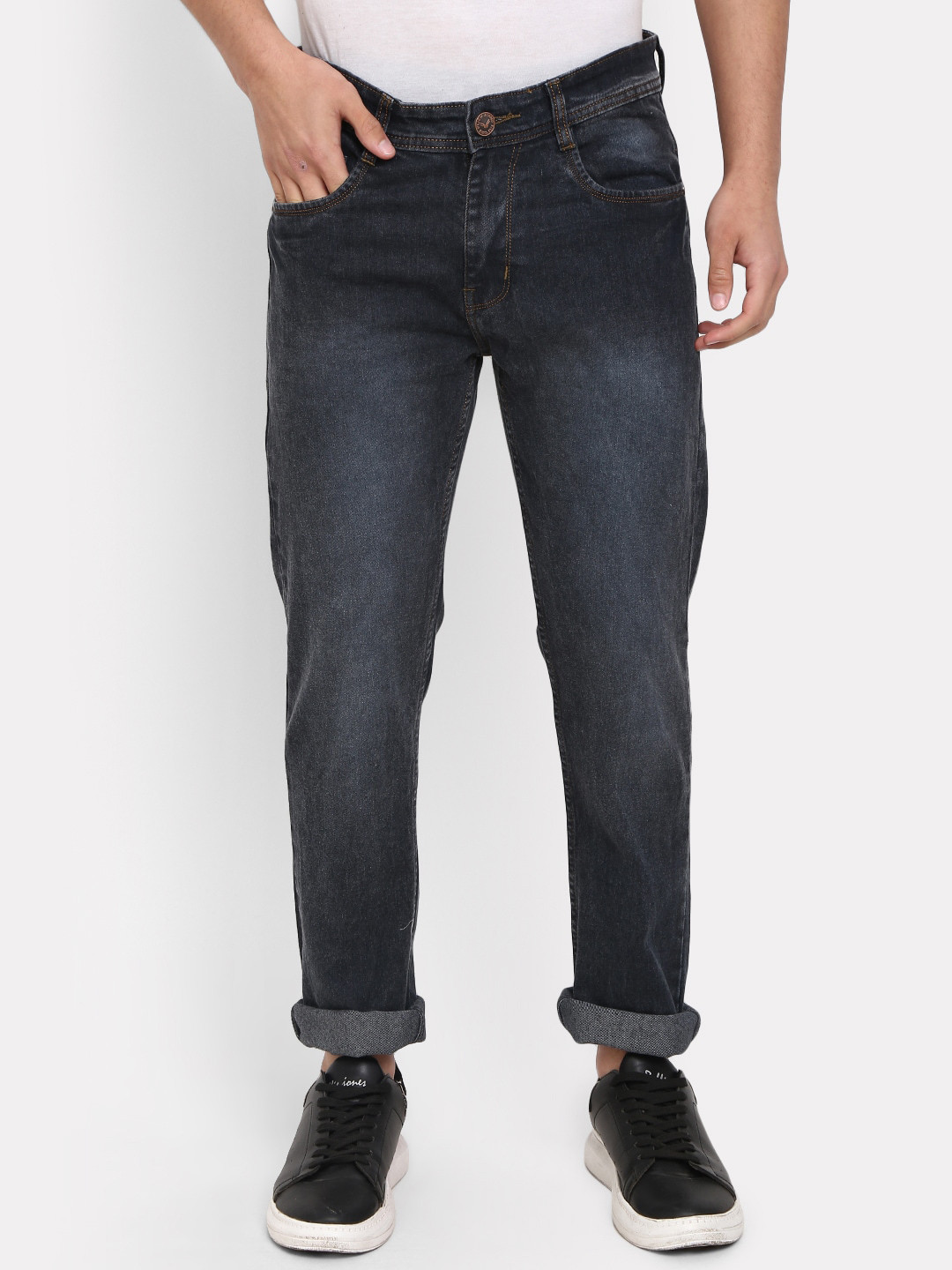 

V-Mart Men Classic Slim Fit Light Fade Jeans, Black