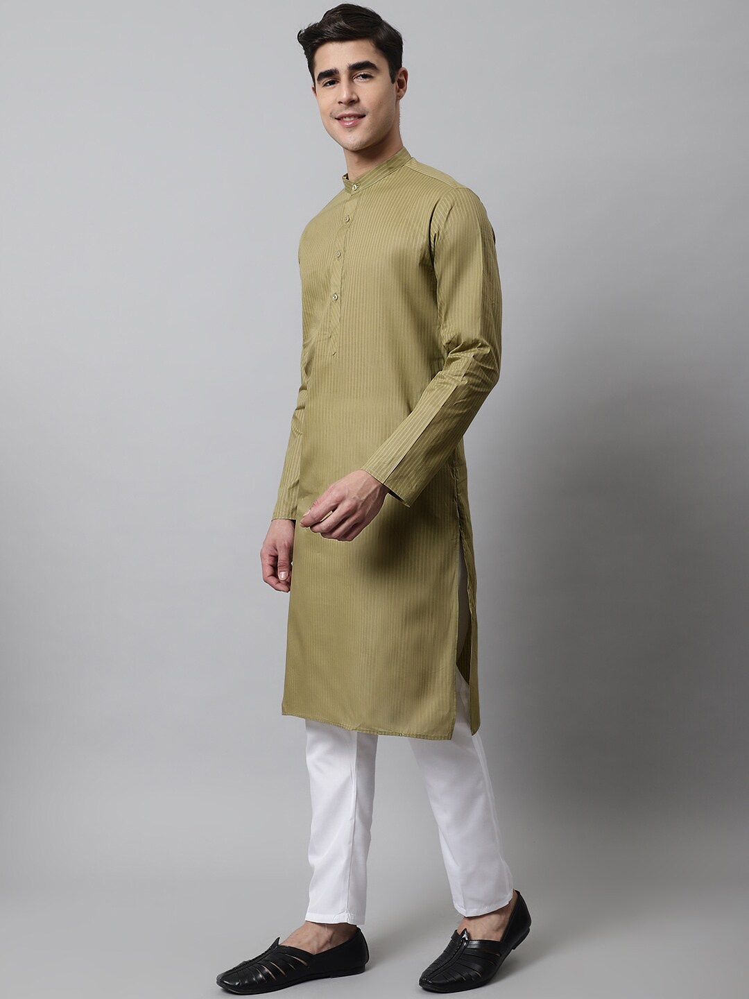 

Jompers Men Green Striped Pure Cotton Kurta with Pyjamas, Olive