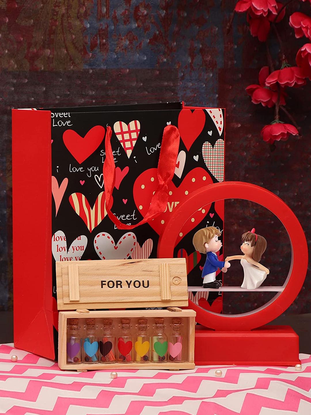 

TIED RIBBONS Red & Black Valentines Gift Set