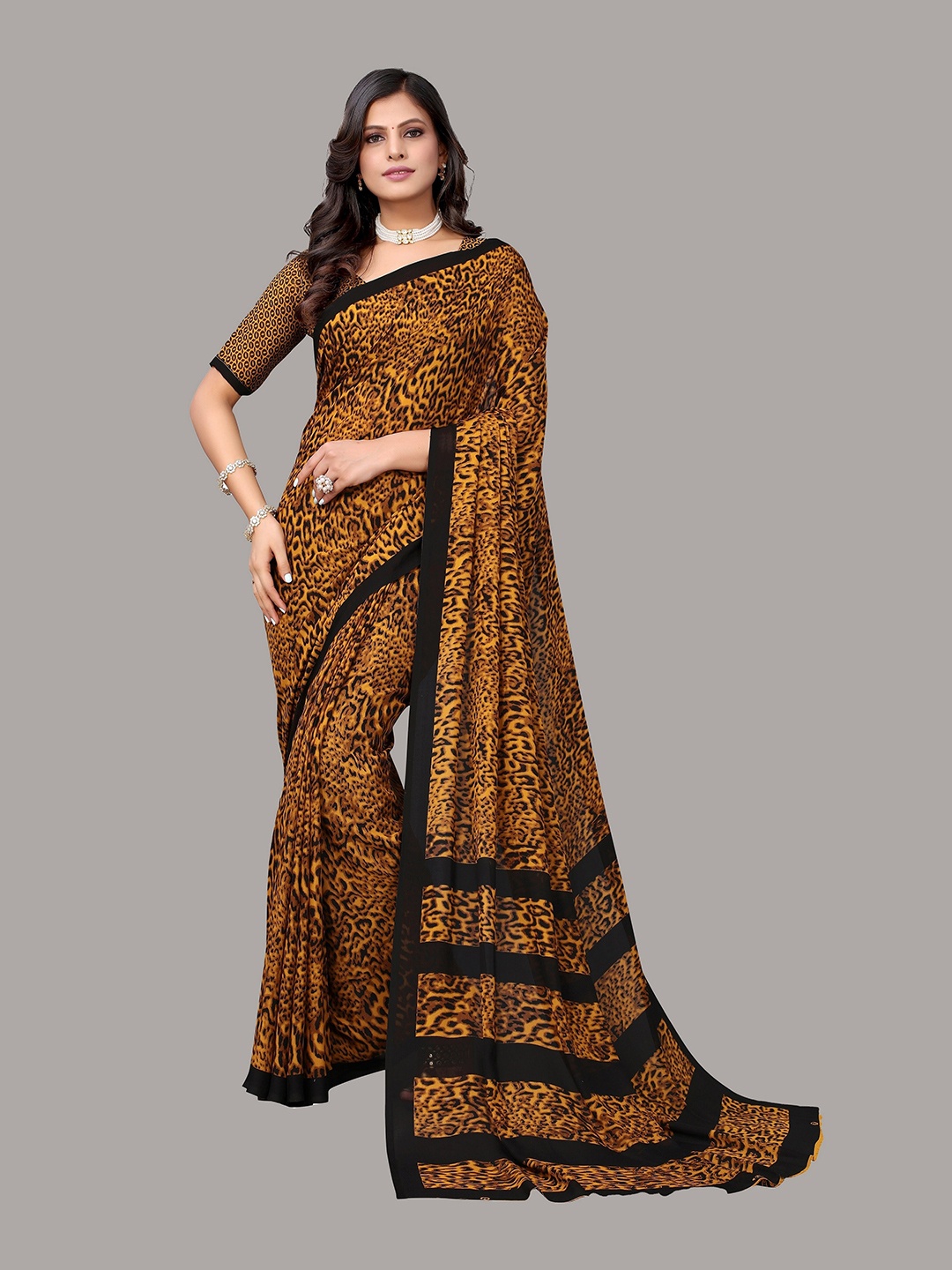 

Sidhidata Printed Saree, Black