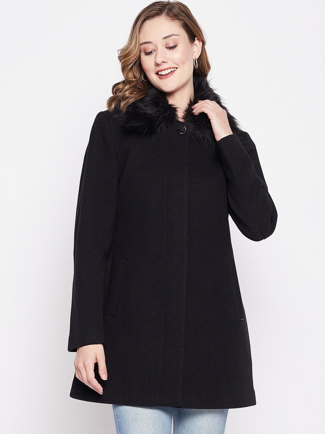 

Okane Women Over Coats, Black