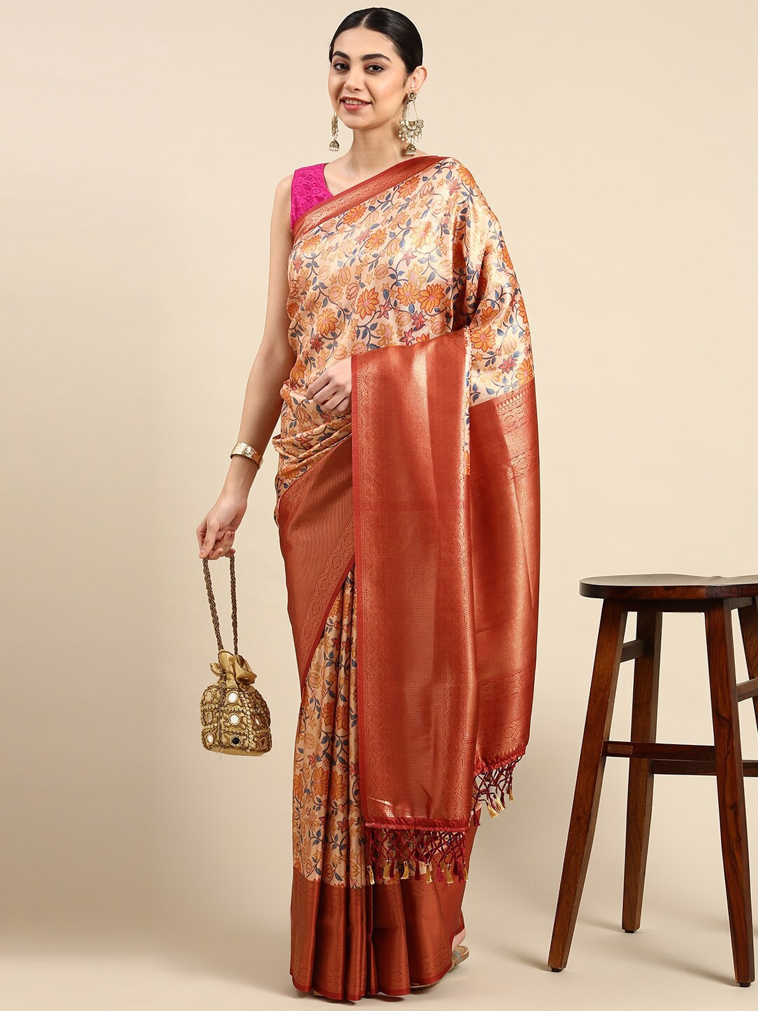 

The Chennai Silks Floral Zari Art Silk Fusion Banarasi Saree, Beige