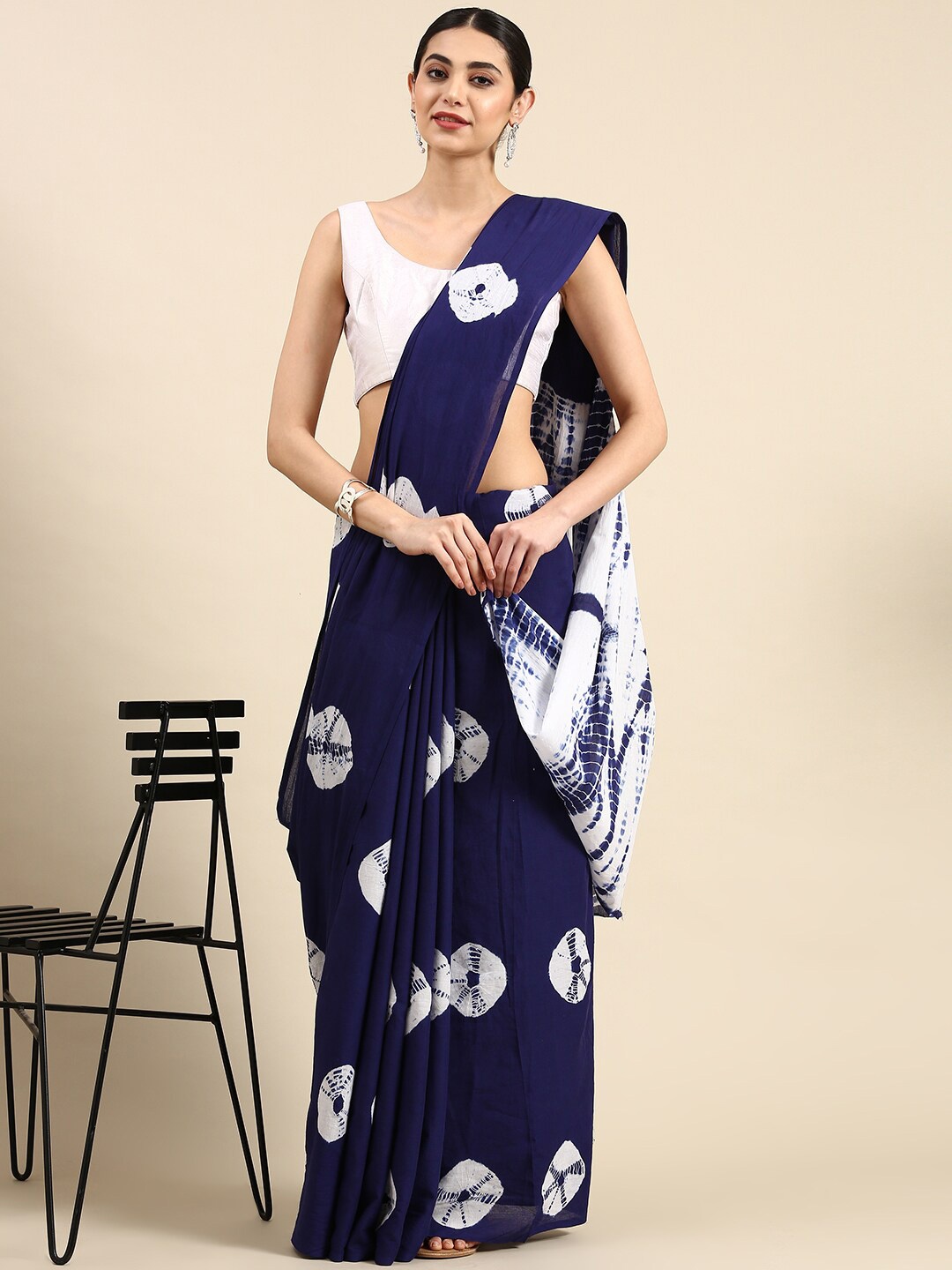 

The Chennai Silks Bandhani Pure Cotton Fusion Saree, Navy blue