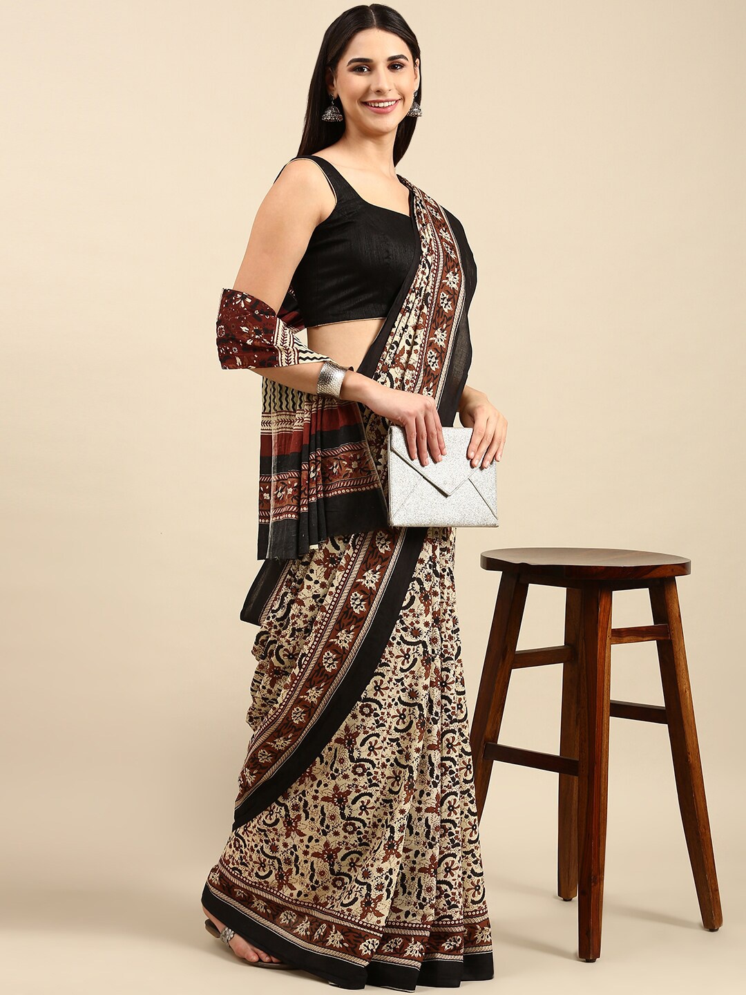 

The Chennai Silks Printed Floral Pure Cotton Fusion Saree, Beige