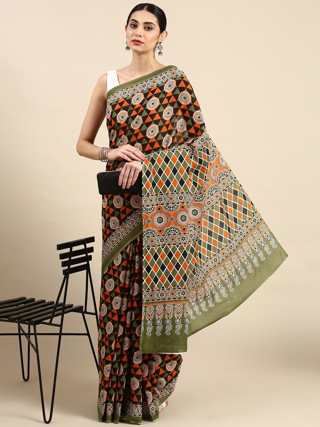 

The Chennai Silks Ethnic Motifs Pure Cotton Fusion Saree, Black