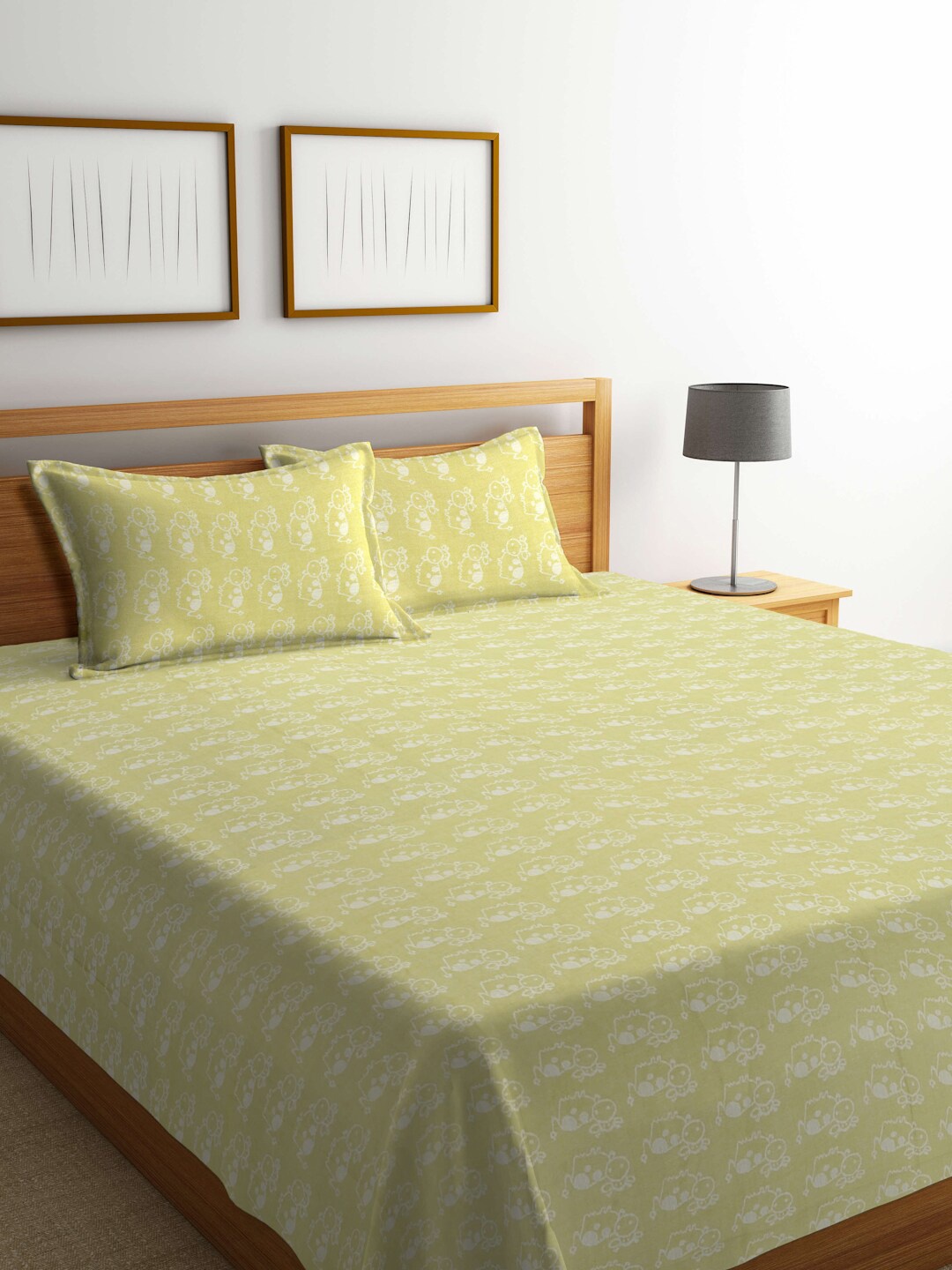 

KLOTTHE Yellow Woven Design 350 TC Pure Cotton Double King Bed Cover With Pillow Covers