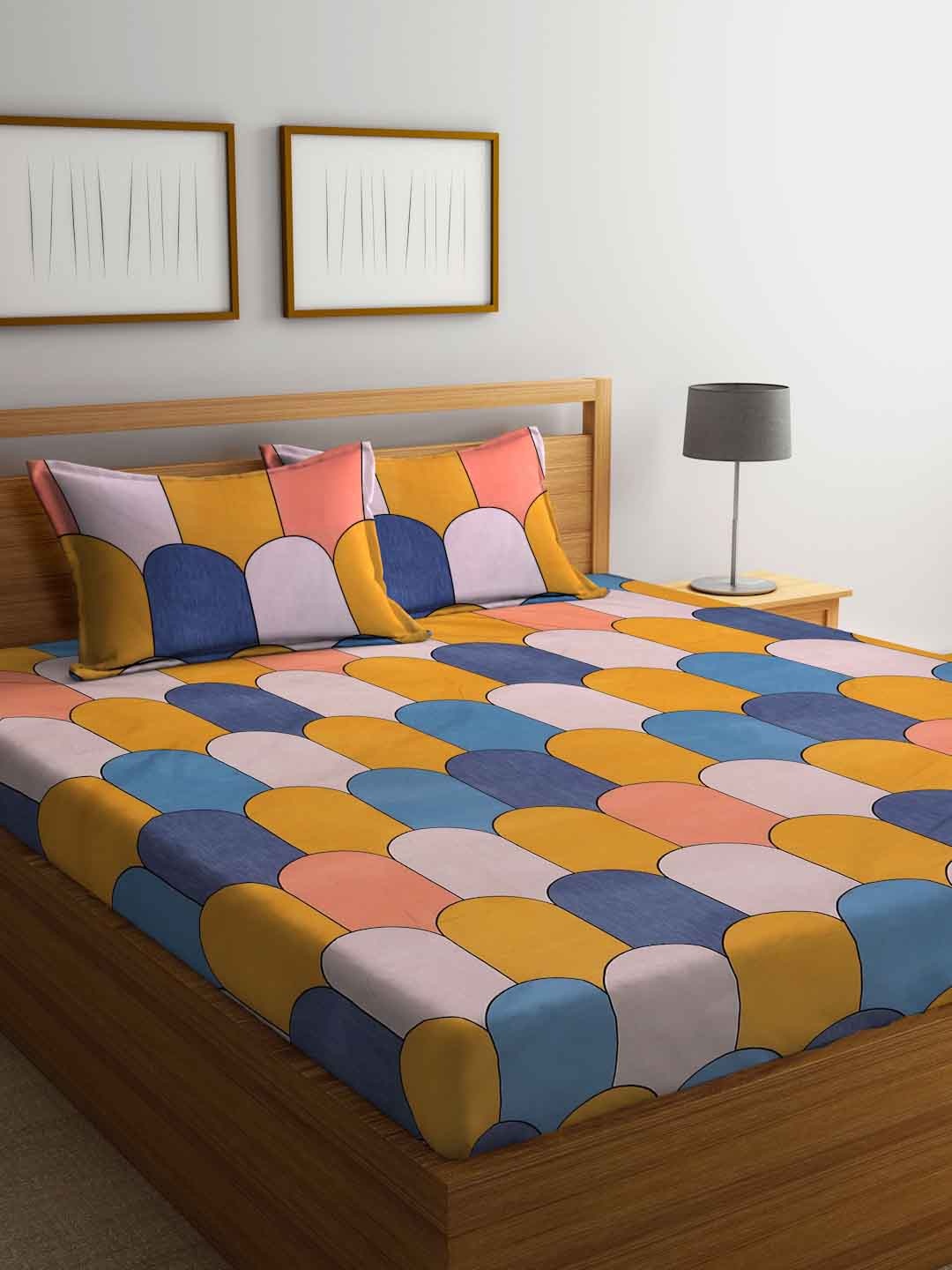 

KLOTTHE Orange & Blue Printed 300TC Fitted Super king Double Bedsheet With 2 Pillow Covers