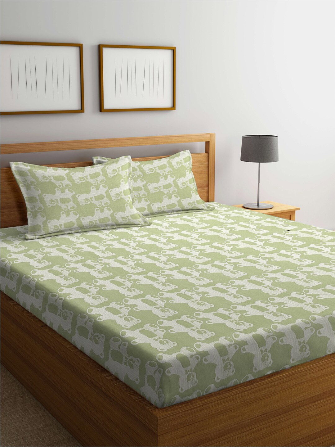 

KLOTTHE Green & Beige Cartoon 400 TC Pure Cotton King Bedsheet with 2 Pillow Covers