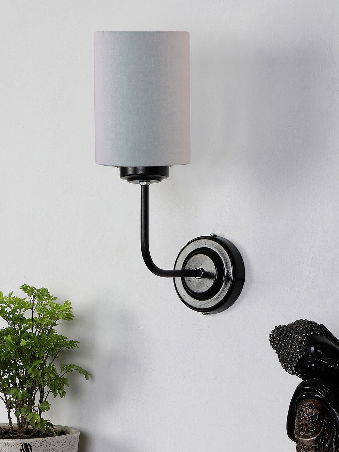 

Devansh Grey Wall Mounted Lamp