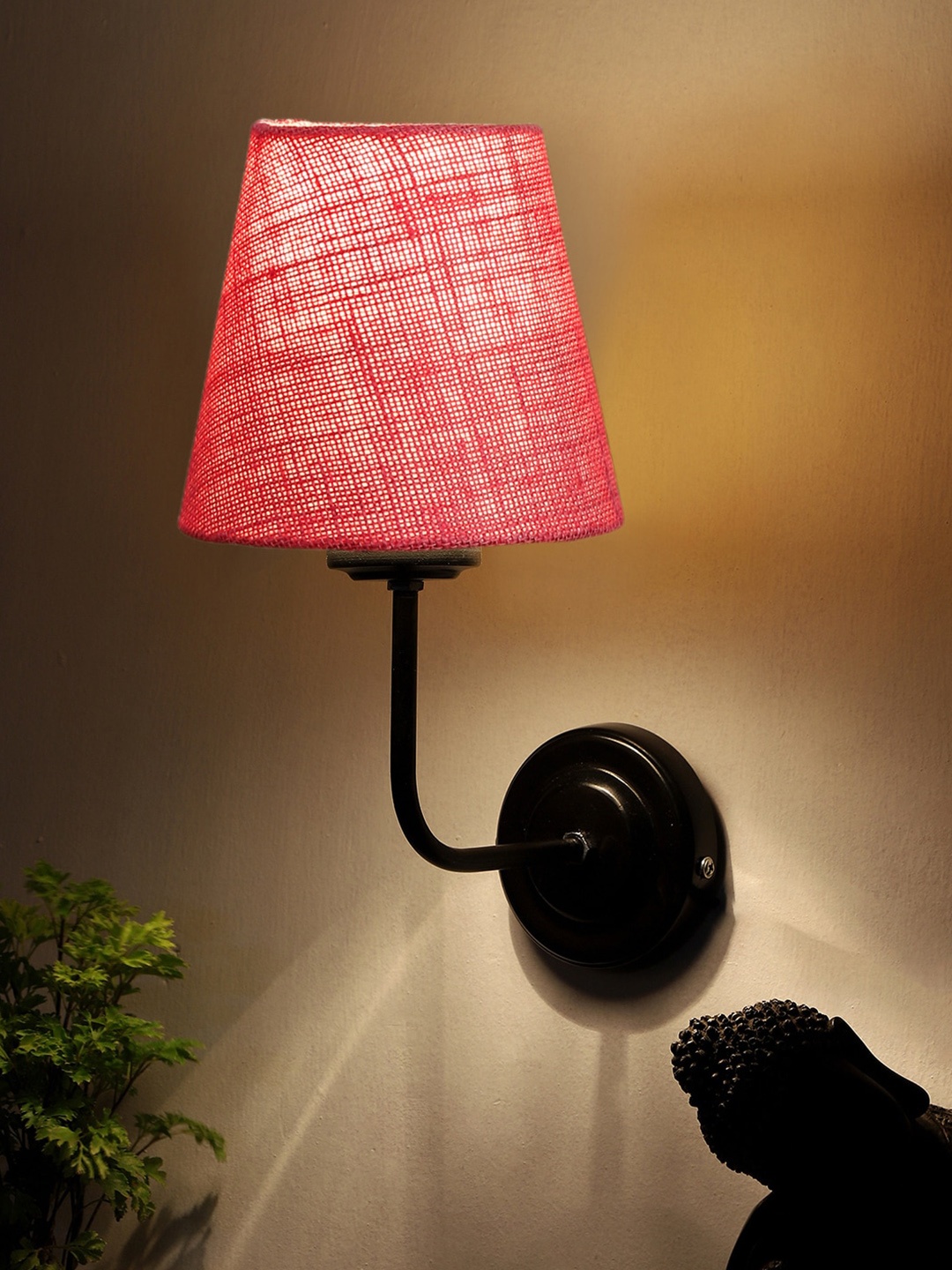 

Devansh Pink Wall Mounted Lamp
