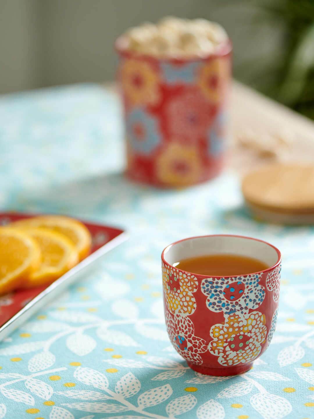 

Chumbak Flowerbeds Mosaic Red & Yellow Printed Tumbler