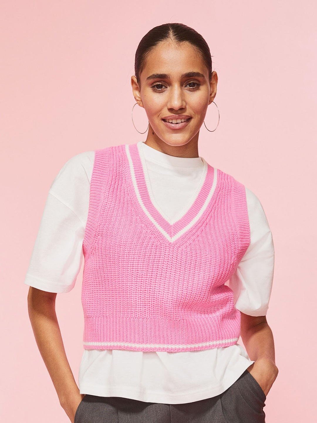 

H&M Women Rib-Knit Acrylic Sweater Vest, Pink