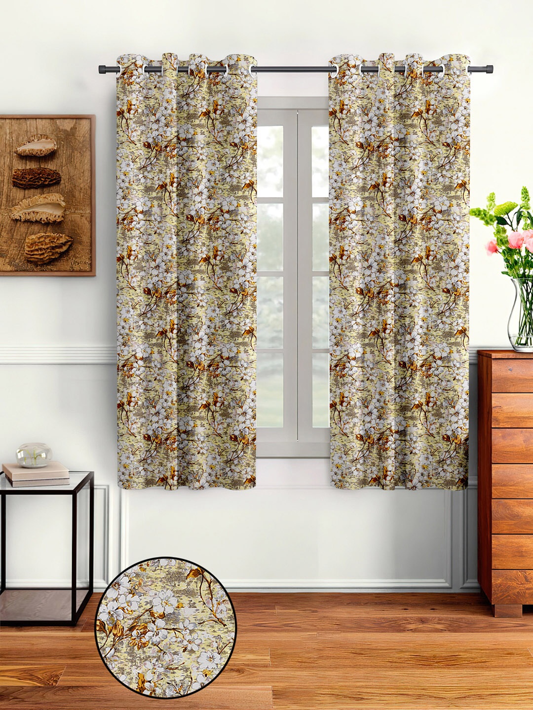 Cortina Beige & White Pack Of 2 Floral Window Curtains