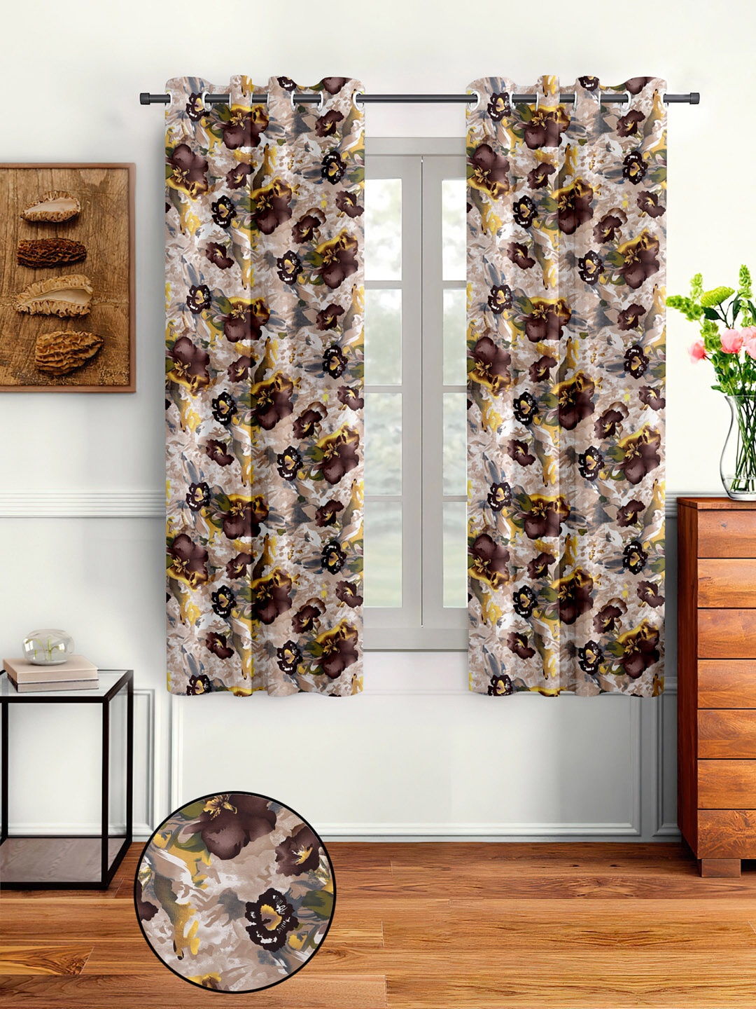 Cortina Brown & White Set of 2 Floral Window Curtain