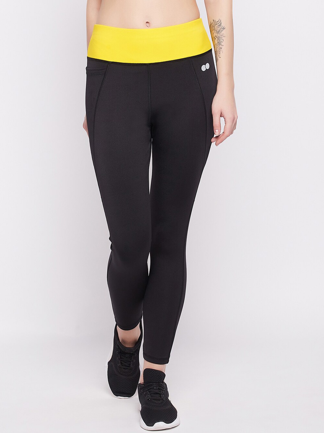 

Clovia Women High Waist Snug-Fit Ankle-Length Gym Tights, Black
