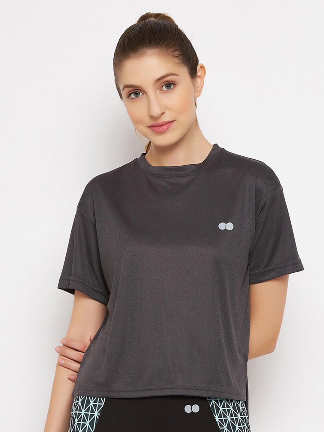 

Clovia Women Boxy Fit Active T-shirt, Charcoal