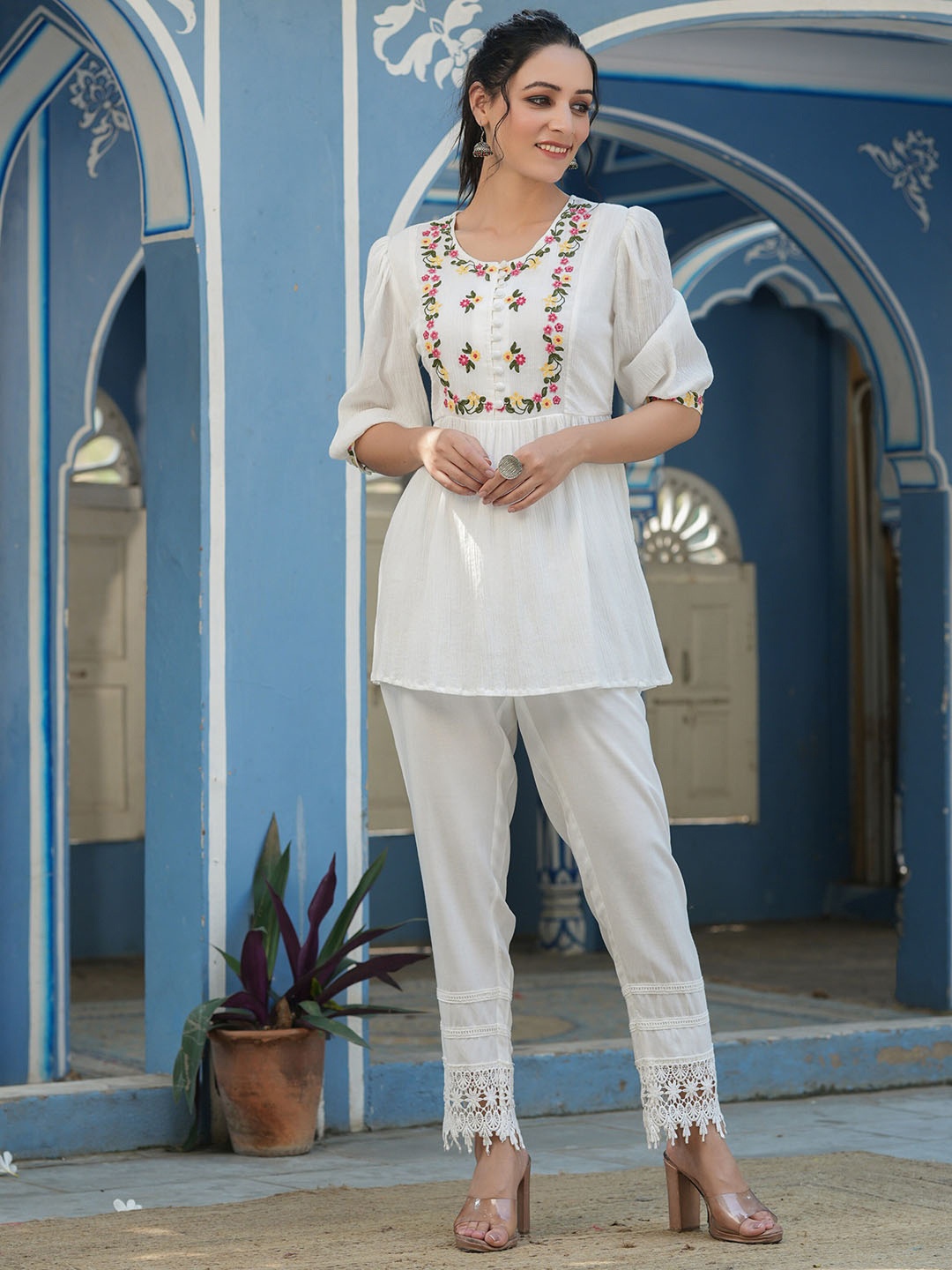 

Juniper Embroidered Tunic, White