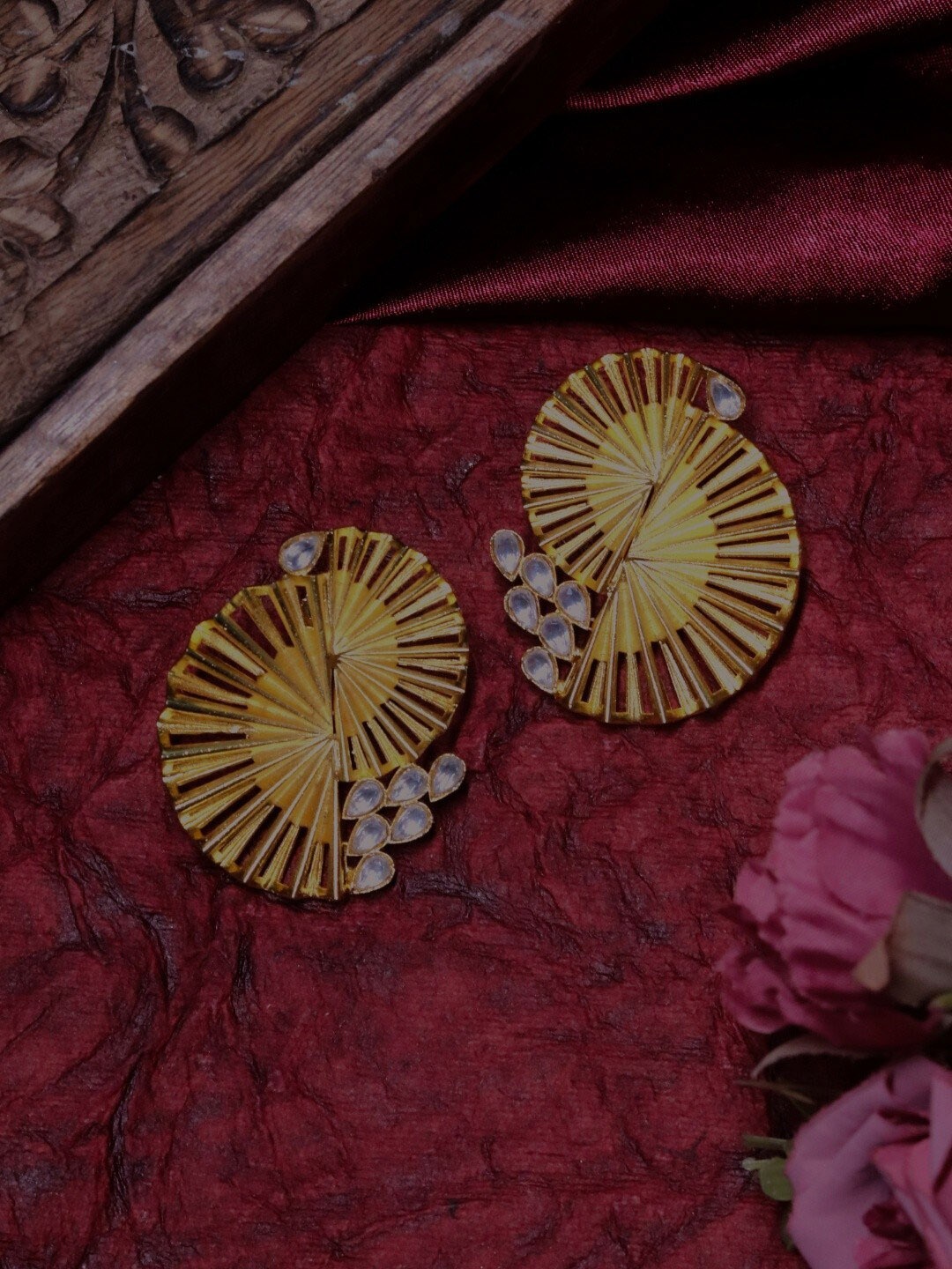 

Ishhaara Gold- Plated Contemporary Drop Earrings