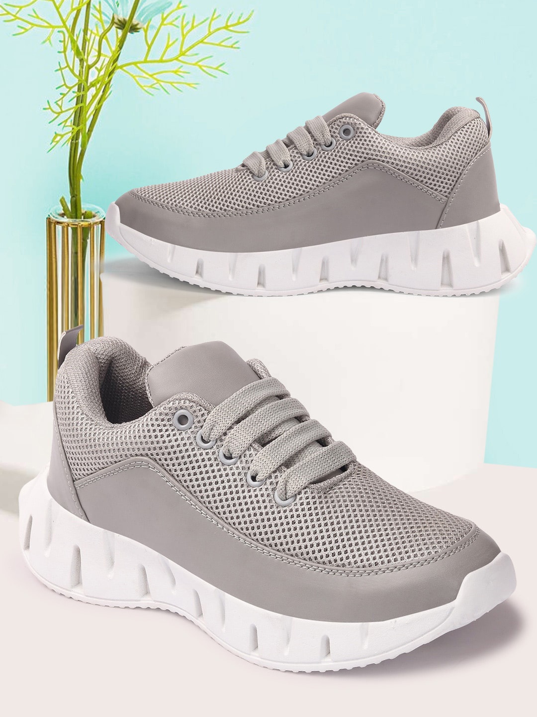 

Bella Toes Women Woven Design Lightweight Sneakers, Grey