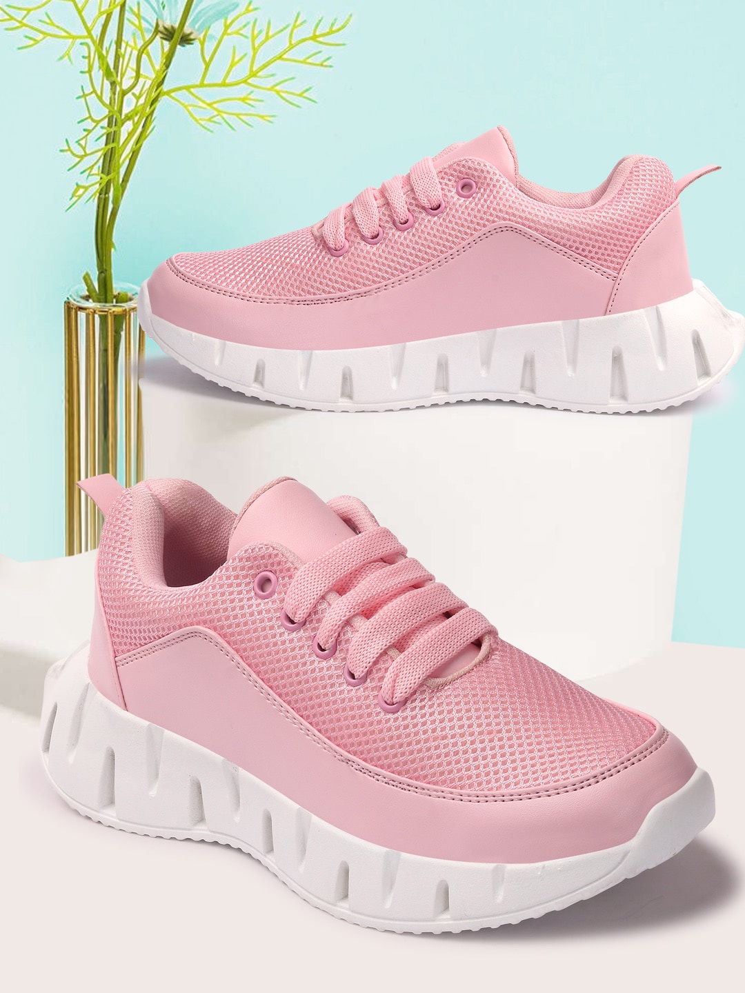 

Bella Toes Women Woven Design Lightweight Sneakers, Pink