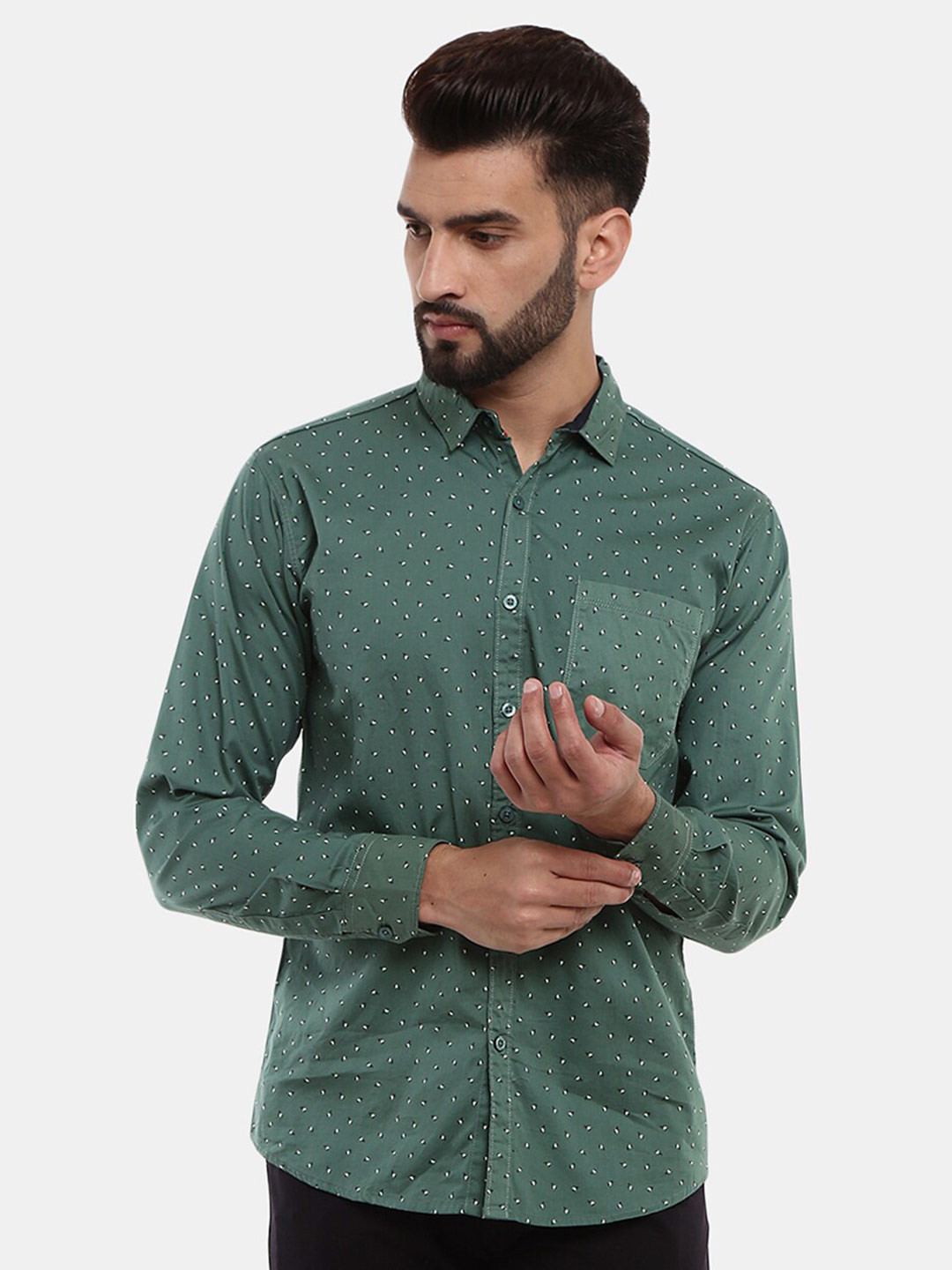 

V-Mart Men Classic Printed Cotton Casual Shirt, Green