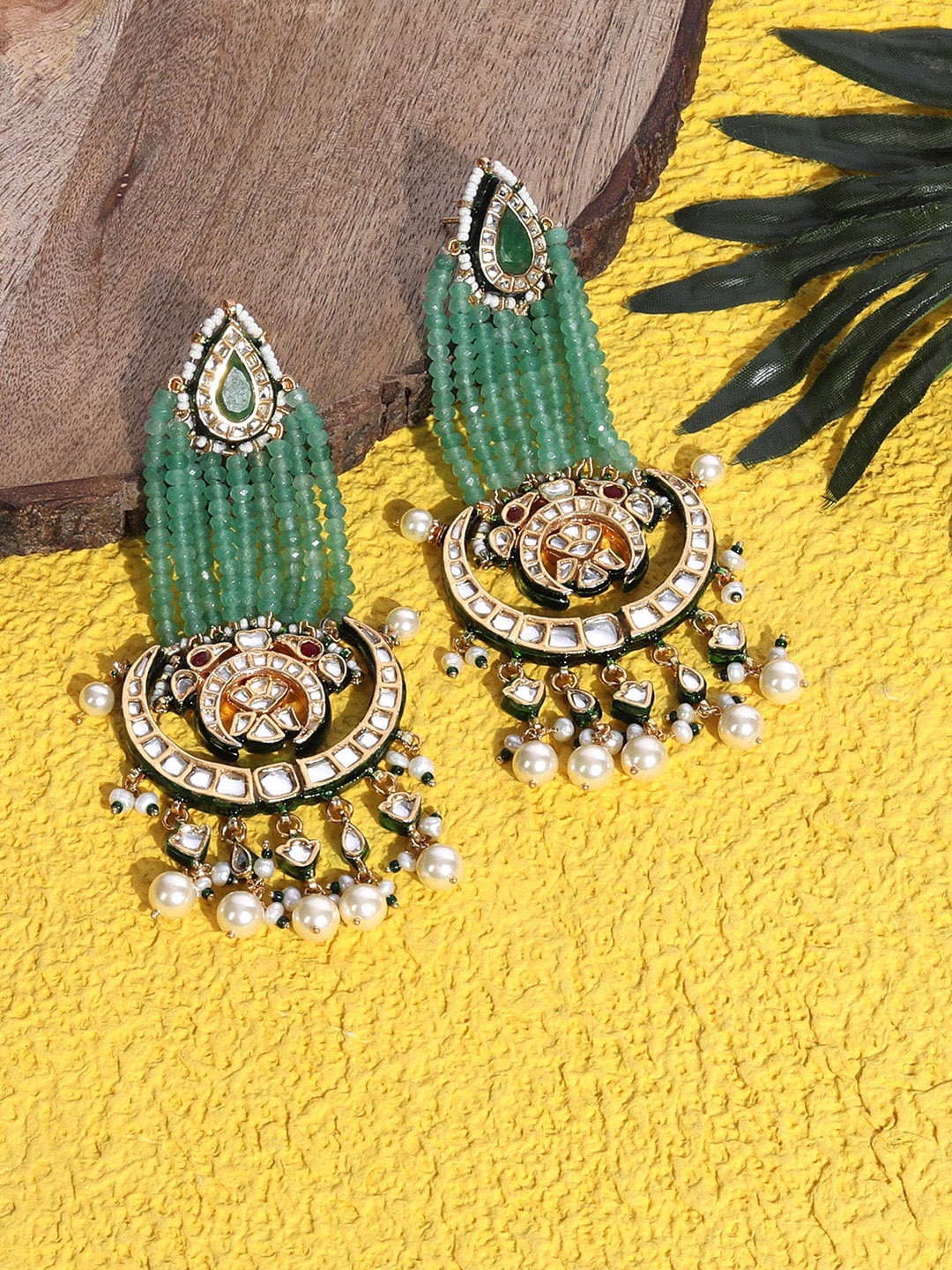 

AURAA TRENDS Gold-Plated Contemporary Chandbalis Earrings