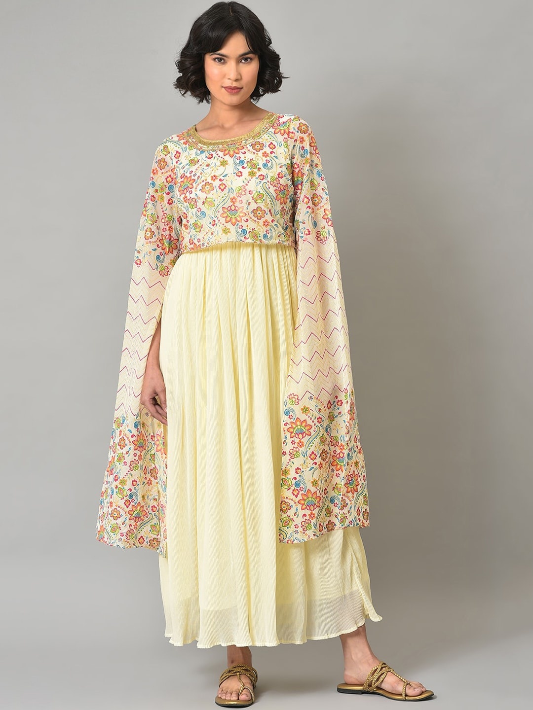 

AURELIA Floral Printed Flared Sleeves Gotta Patti Anarkali Kurta, Yellow
